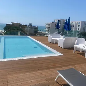 Eugenia Hotel